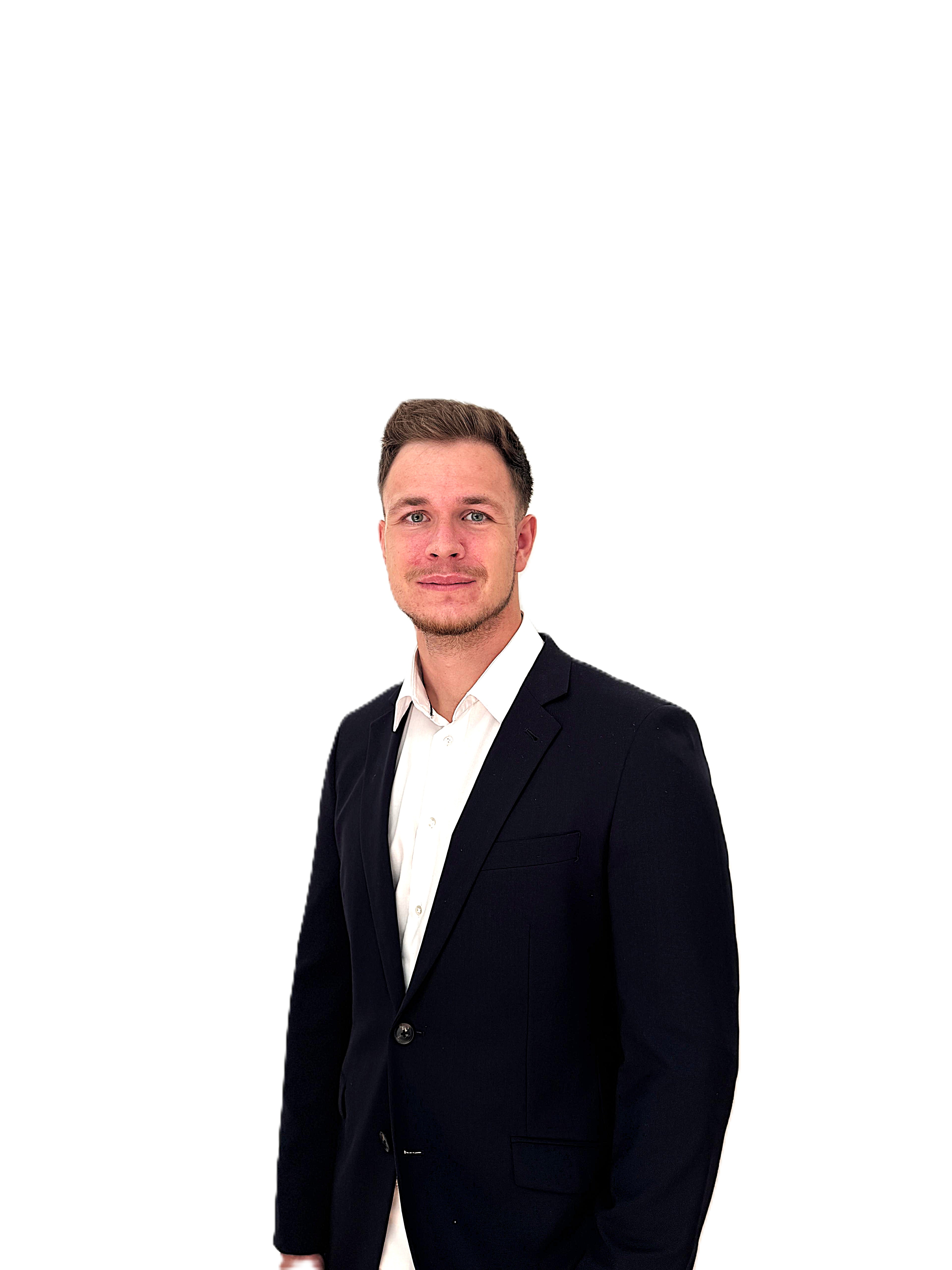 Noah - Finance & Controller